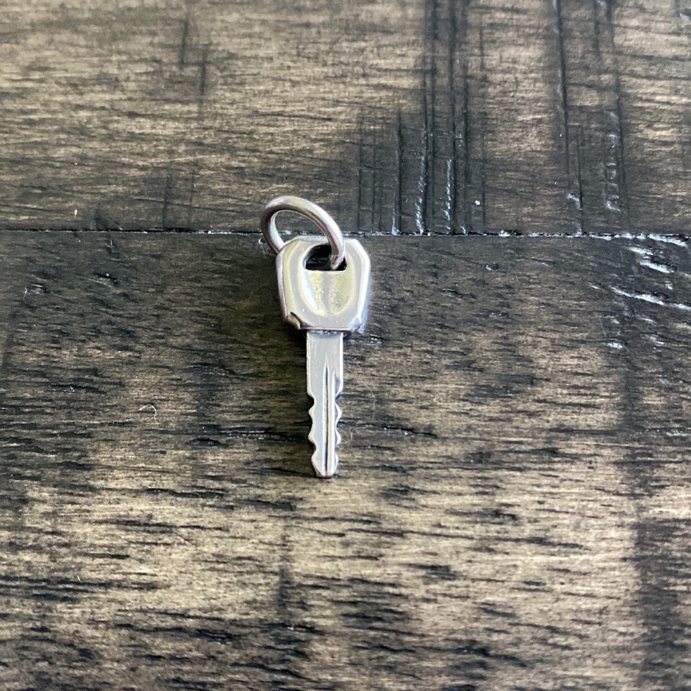 Retired James Avery Key charm